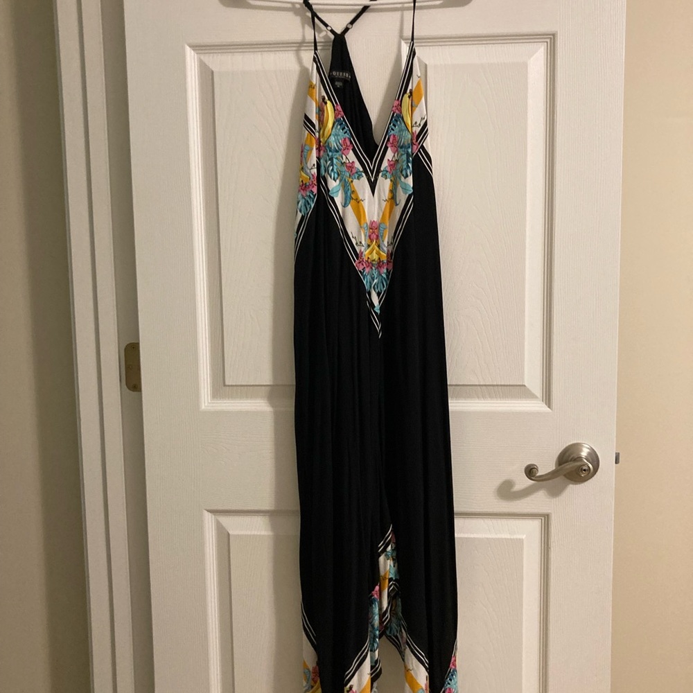 Flowing maxi dress v neckline